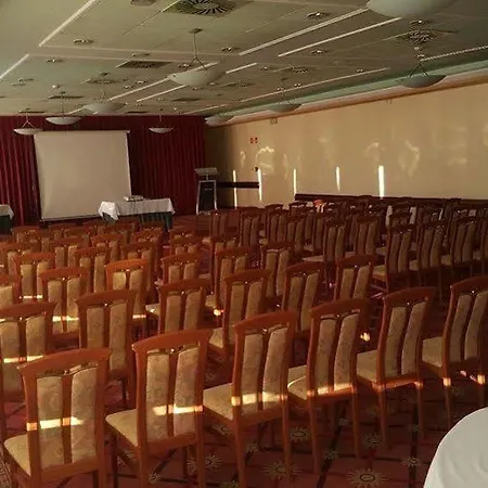 & Diana Hotel 3*